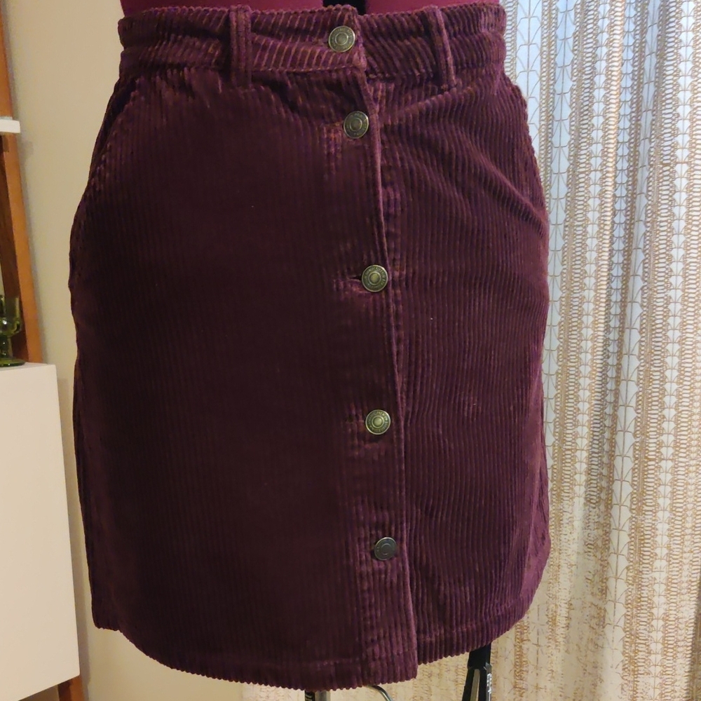 Vero Moda Maroon Corduroy Button-Front Skirt